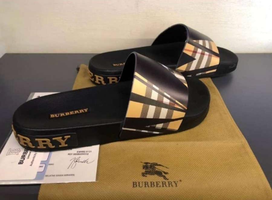 Claquettes homme confortables – sandales légères pour l’été